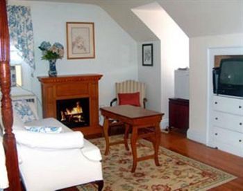 Magnolia Manor B&B Inn 威廉斯堡 外观 照片
